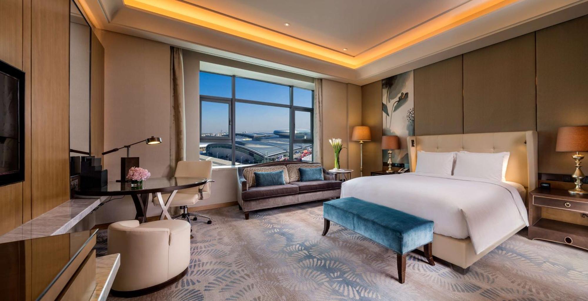 Hilton Урумчи Экстерьер фото
