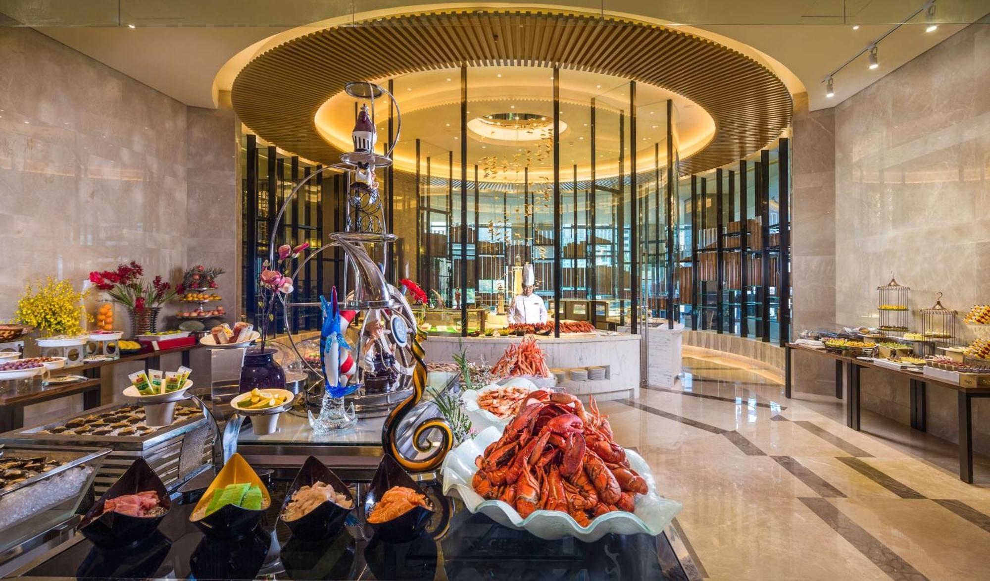 Hilton Урумчи Экстерьер фото